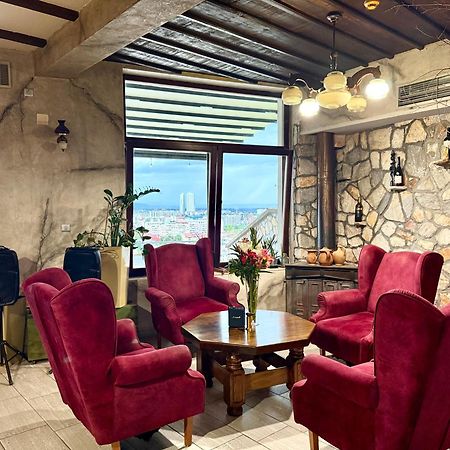 Villa Eleni Apartments Skopje Buitenkant foto